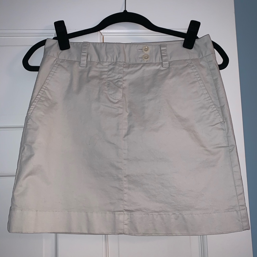 Khaki Vineyard Vines Skirt